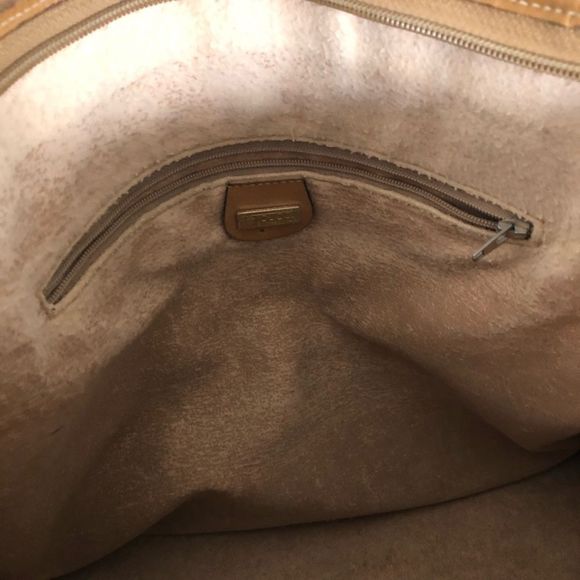 Gucci Cream and Tan Tote Bag - Picture 12 of 17